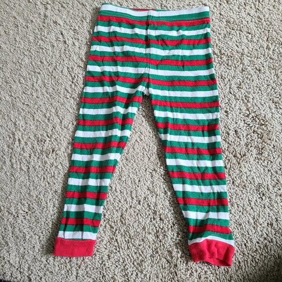 3 items - 3T Unisex holiday pajamas - Picture 5 of 10